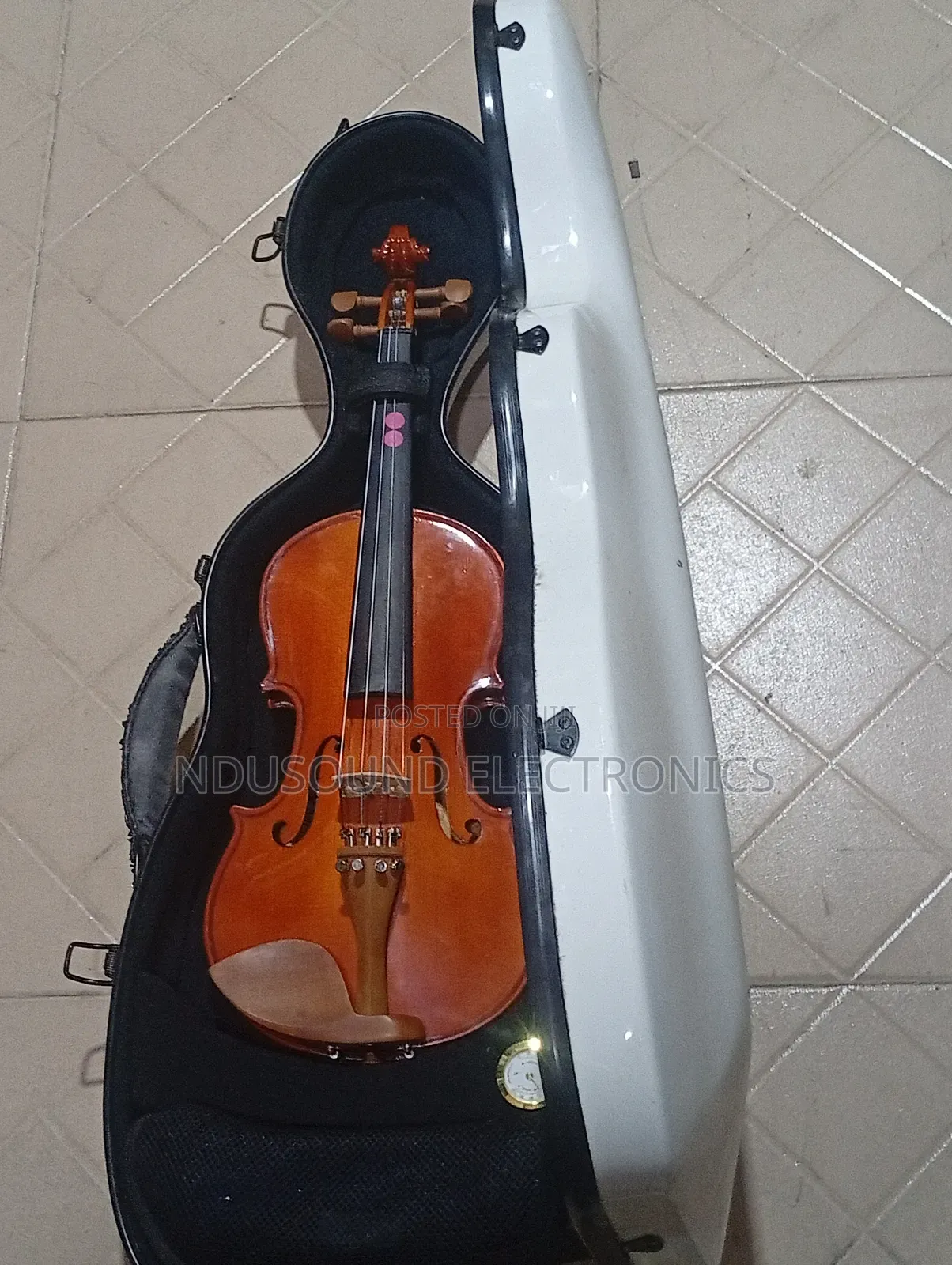 Strong Uk Used Concert Violin
