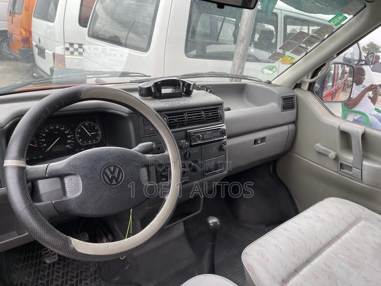 Volkswagen Transporter 2006 Orange