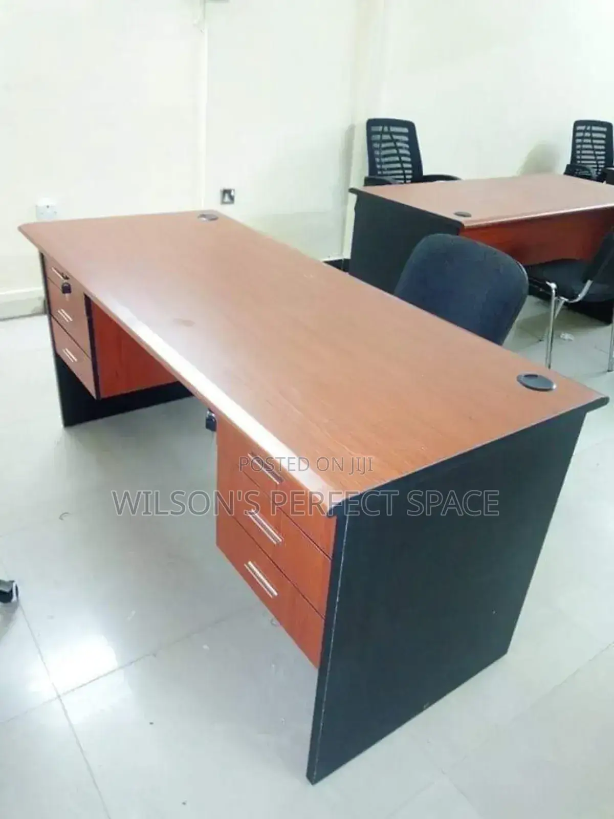 5 Feet Imported Office Desk With Double Drawer