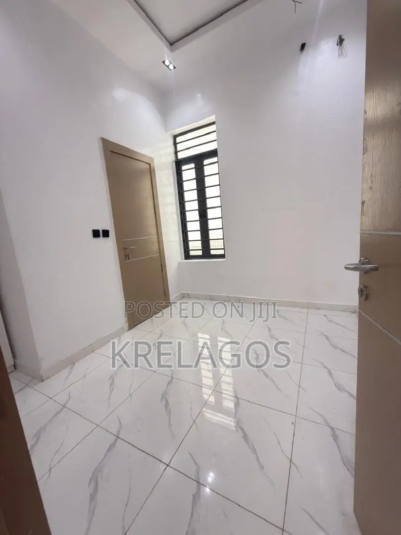4bdrm Duplex in Ajah for sale
