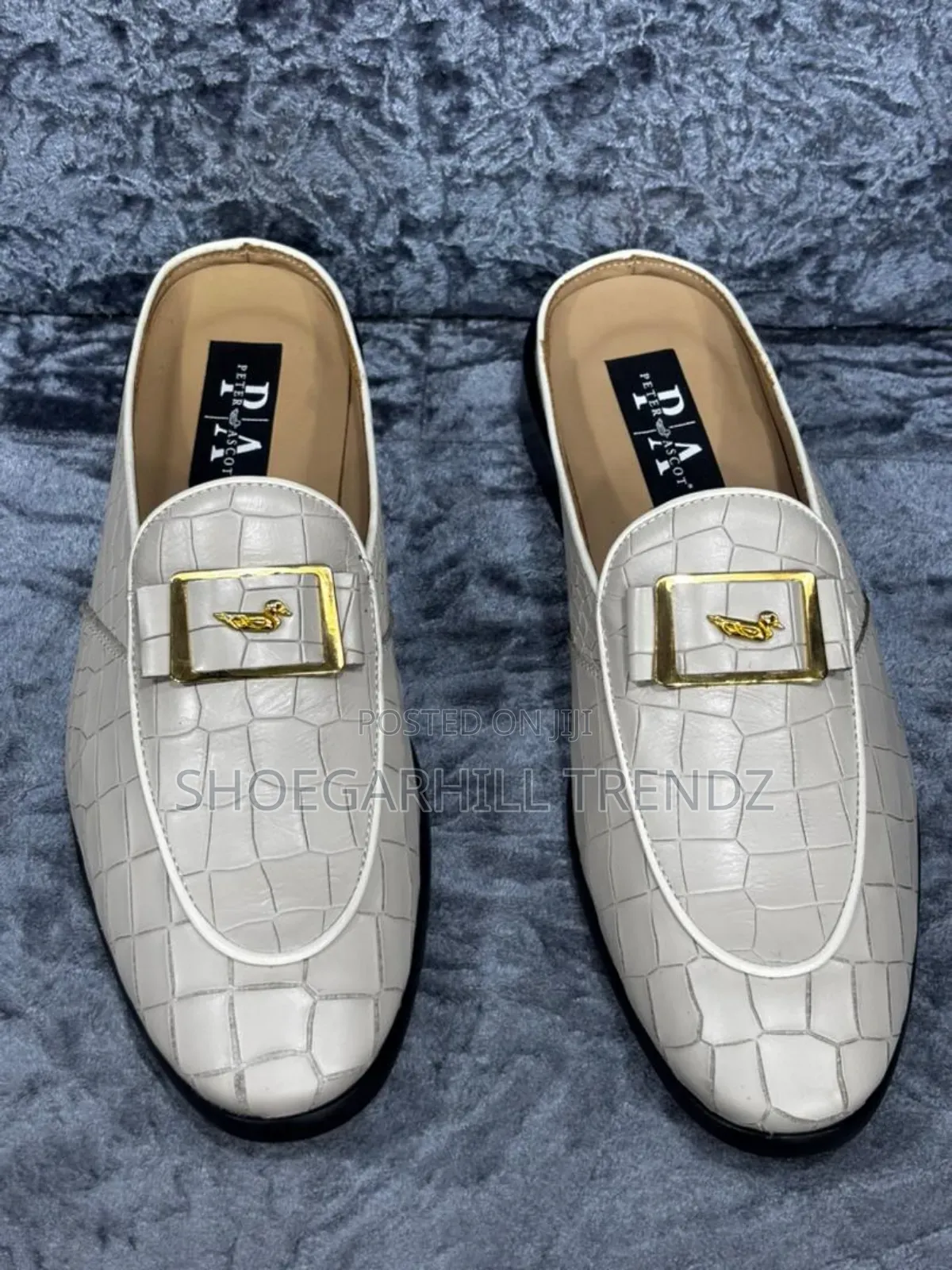 Petwr Ascot Skin Leather Mule Half Shoes