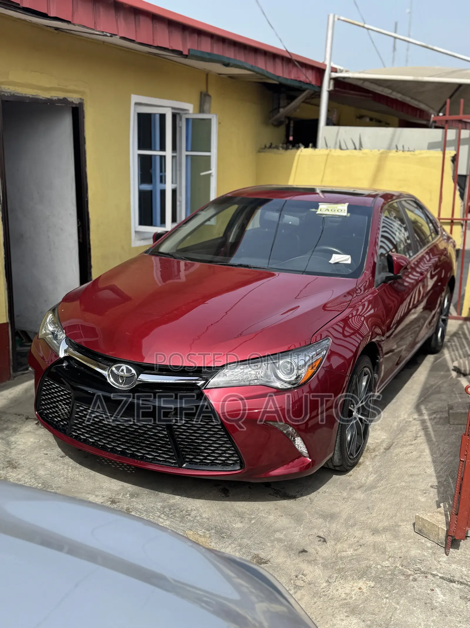 Toyota Camry XSE V6 4dr Sedan (3.5L 6cyl 6A) 2016 Red