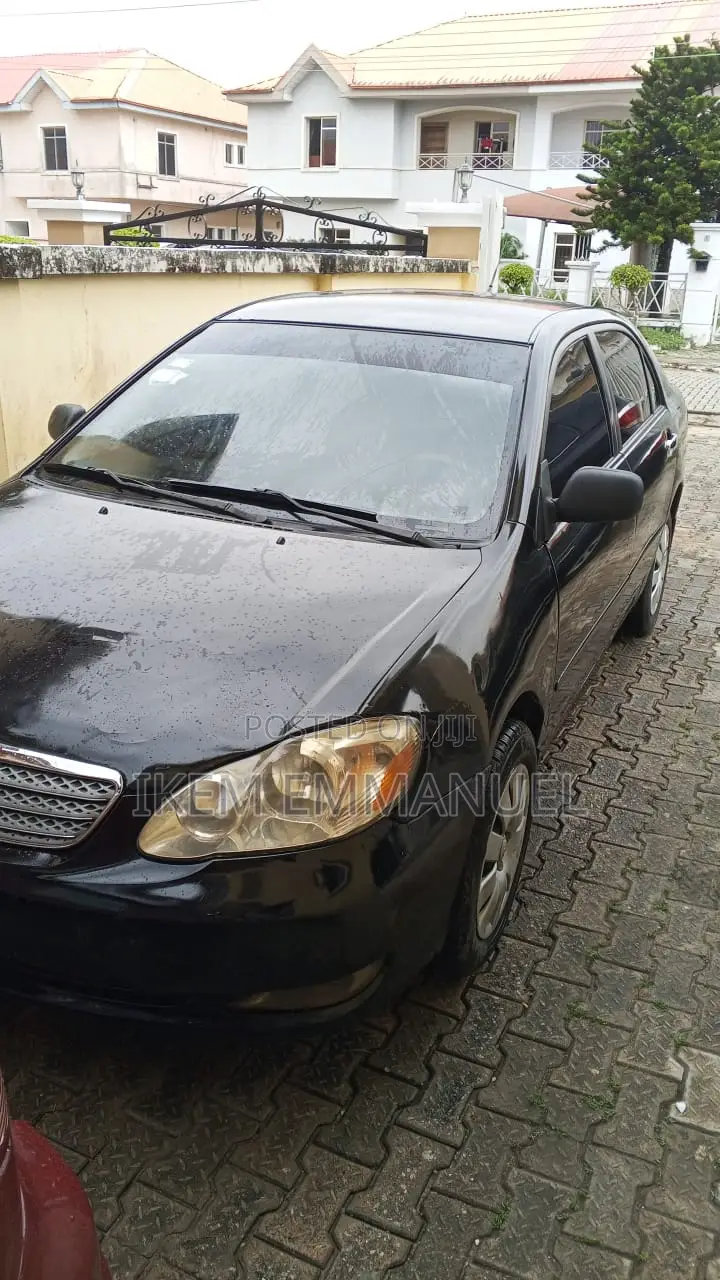 Toyota Corolla 2004 Black