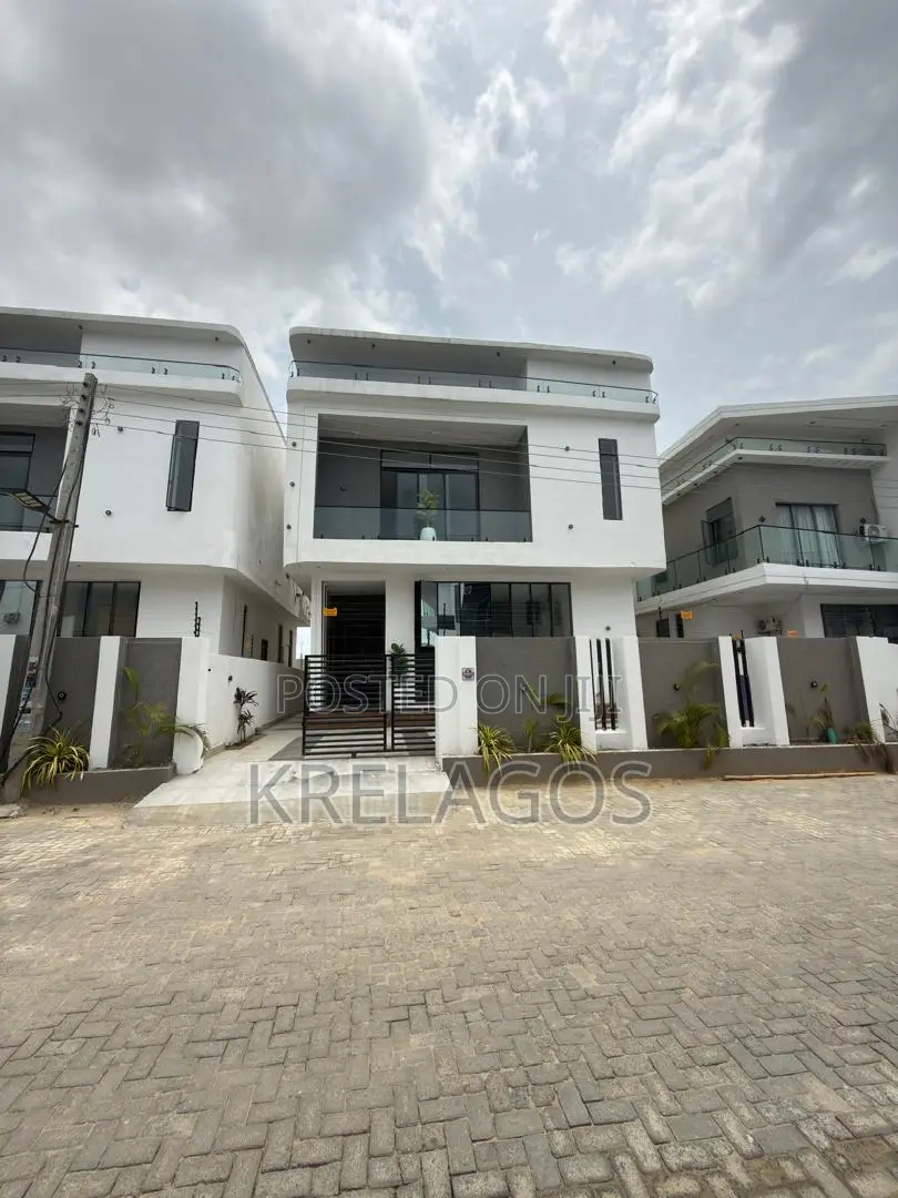 4bdrm Duplex in Ado / Ajah for sale
