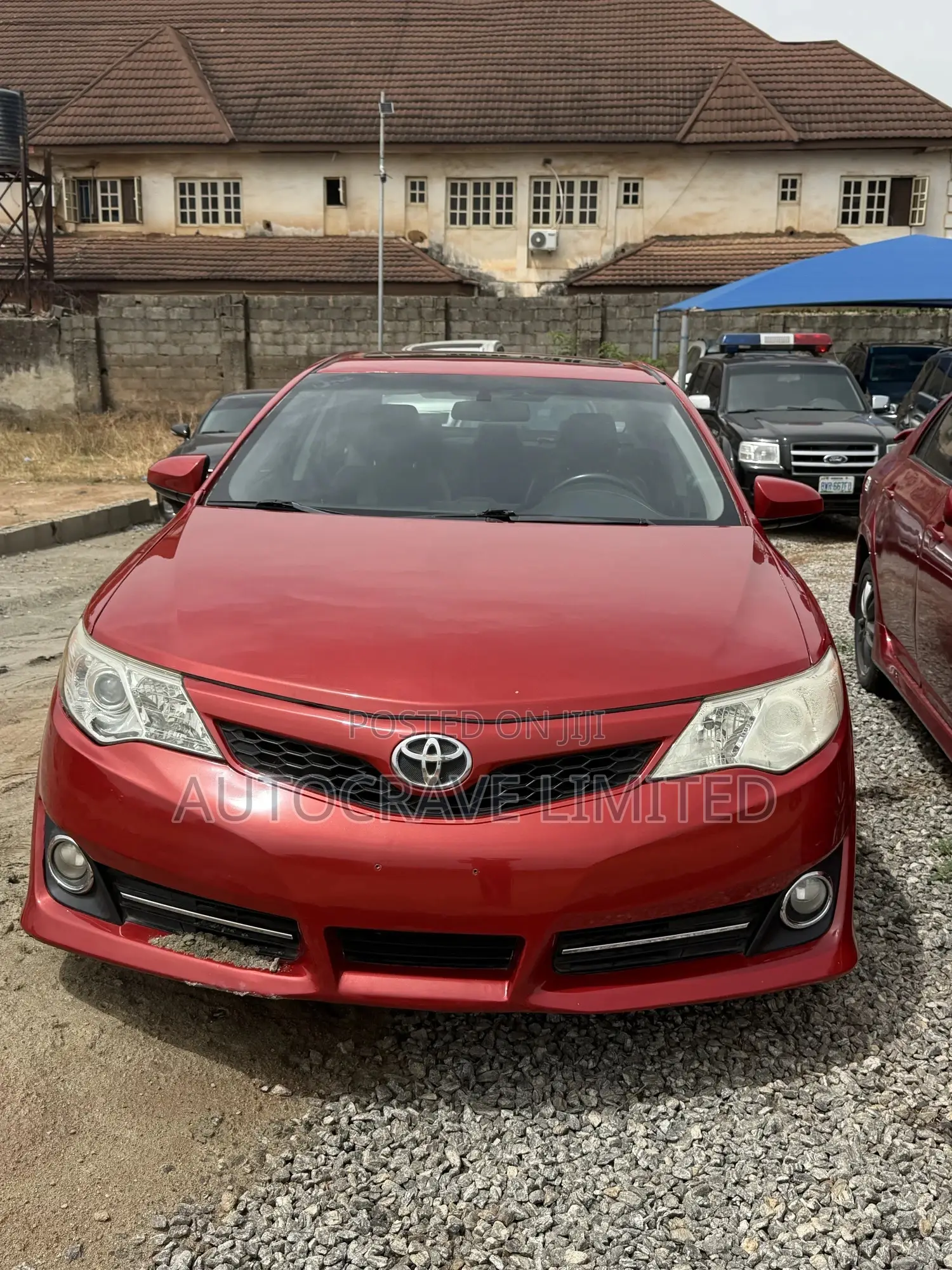Toyota Camry SE 4dr Sedan (2.5L 4cyl 6A) 2013 Red