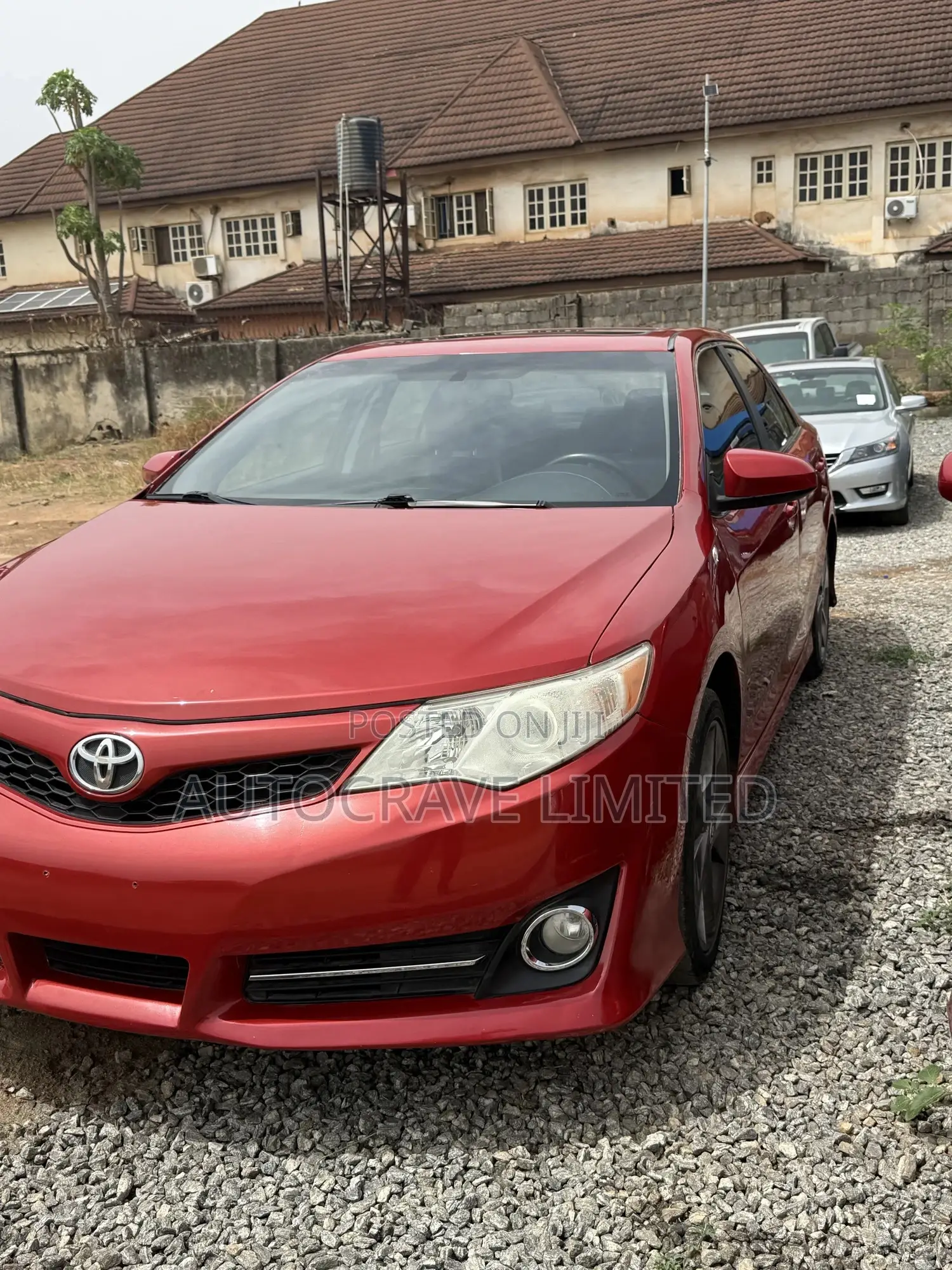 Toyota Camry SE 4dr Sedan (2.5L 4cyl 6A) 2013 Red