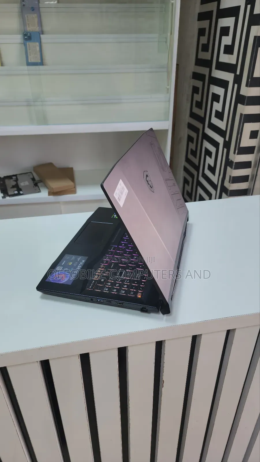 Laptop MSI Pulse GL66 16GB Intel Core i7 SSD 1T