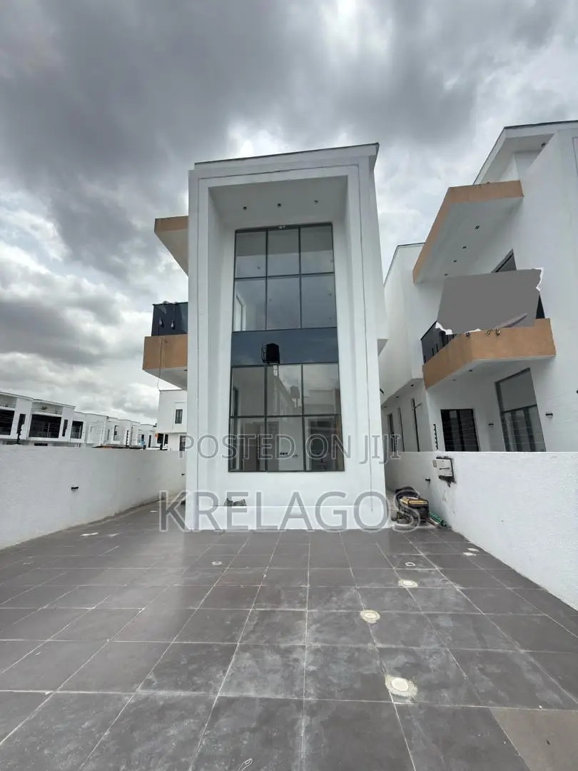 5bdrm Duplex in Ado / Ajah for sale