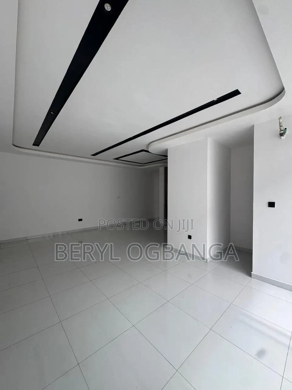 3bdrm Apartment in Ikate for sale