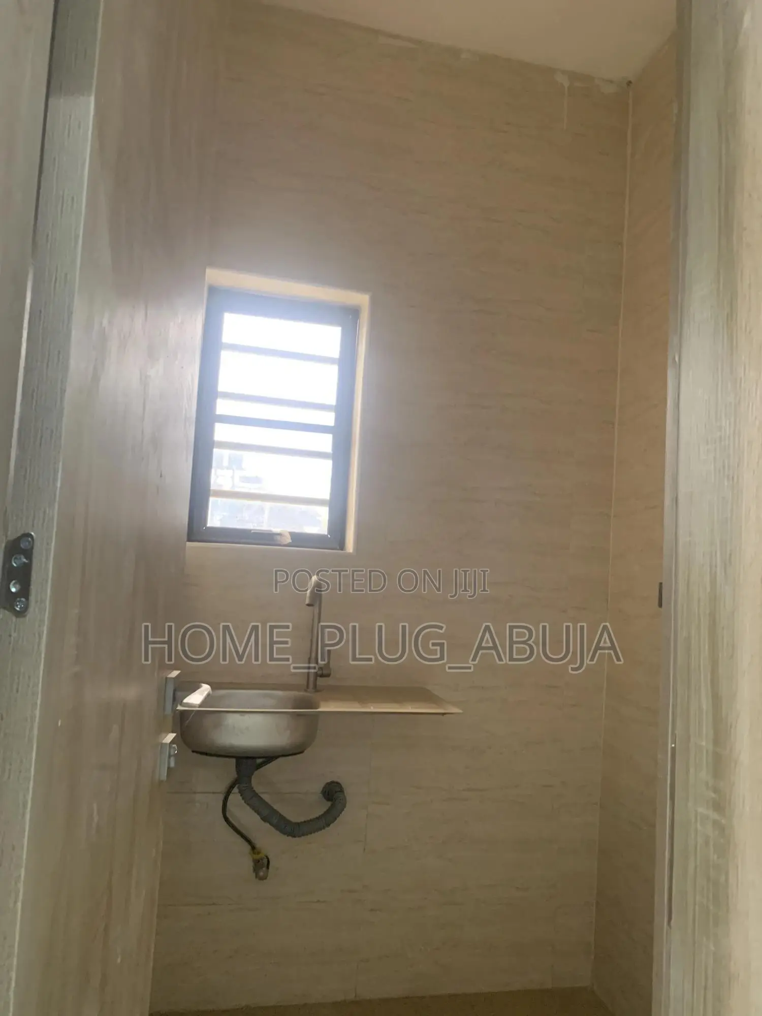 3bdrm Bungalow in Efab Queens Estate, Gwarinpa for rent