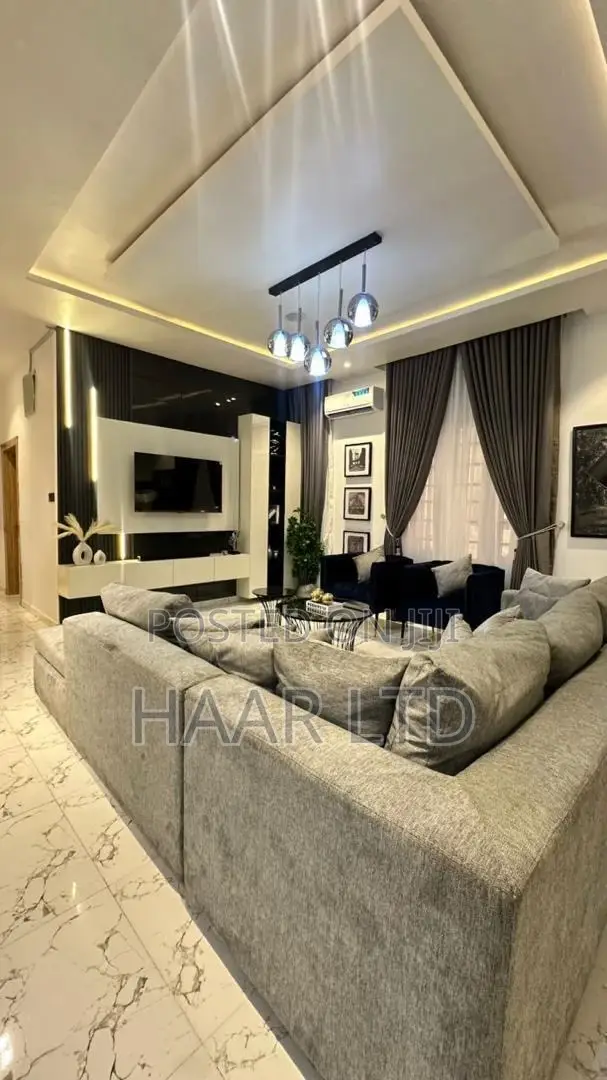 2bdrm Apartment in Lekki Phase 1 for sale