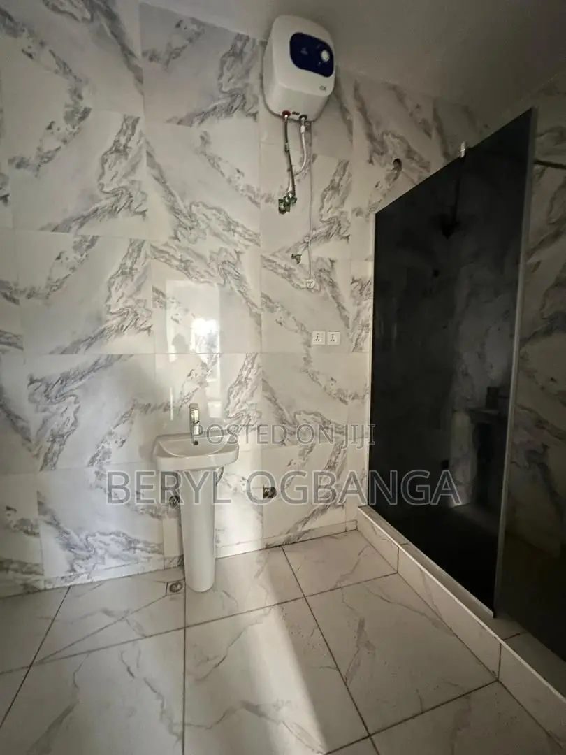 2bdrm Apartment in Ikota for sale