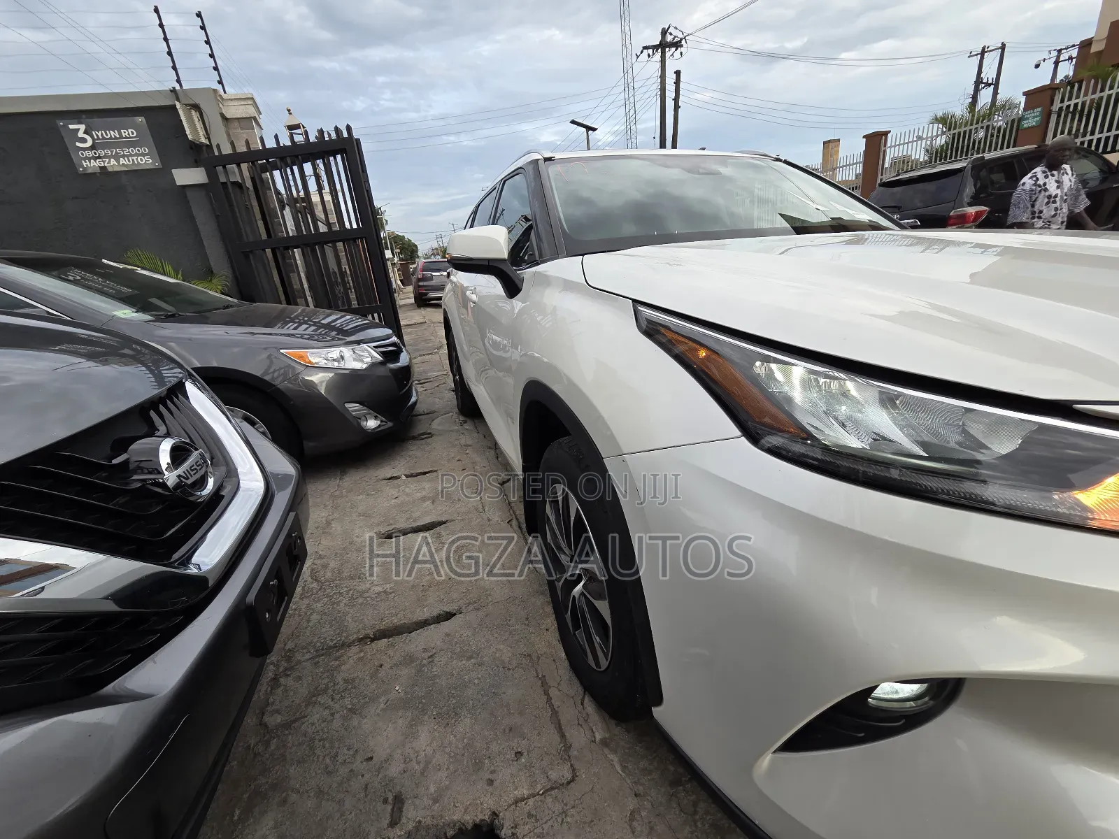 Toyota Highlander XLE AWD 2020 White