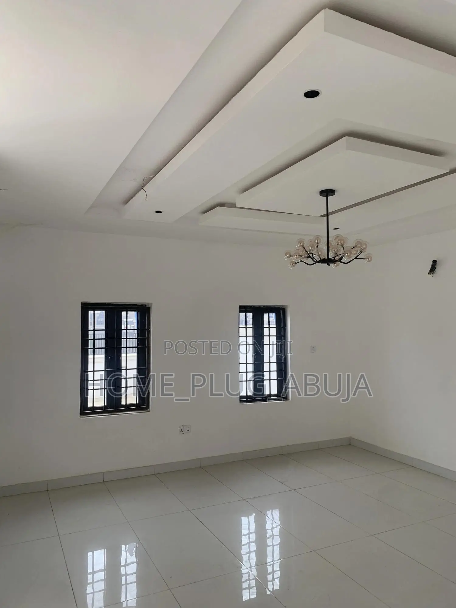 4bdrm Duplex in Efab Queens Estate, Karsana for sale