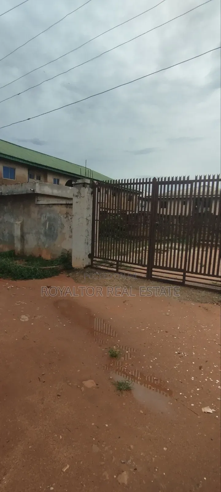 Land for Sale- 100/100ft at Limit Road