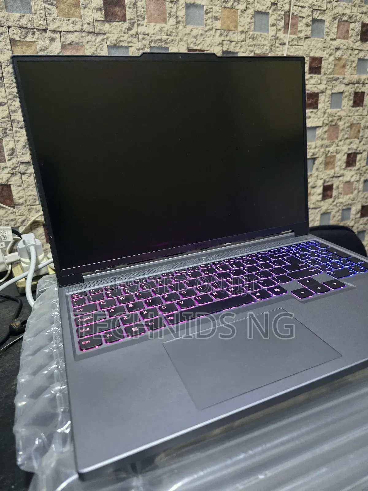 Laptop Lenovo Legion Slim 5 16GB AMD Ryzen 7 SSD 1T