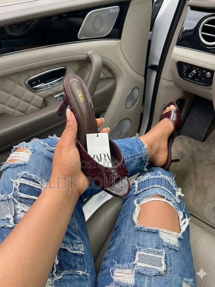 Zara Heel* Size: 37-42 ) Packaging: Zara Nylon and Tag,