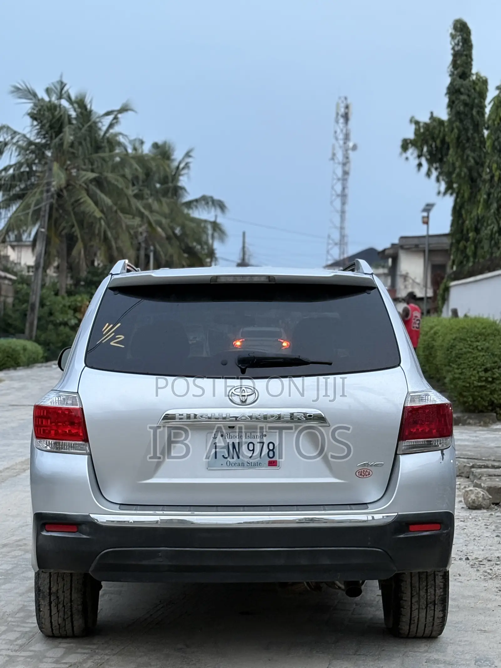 Toyota Highlander SE 2012 Silver