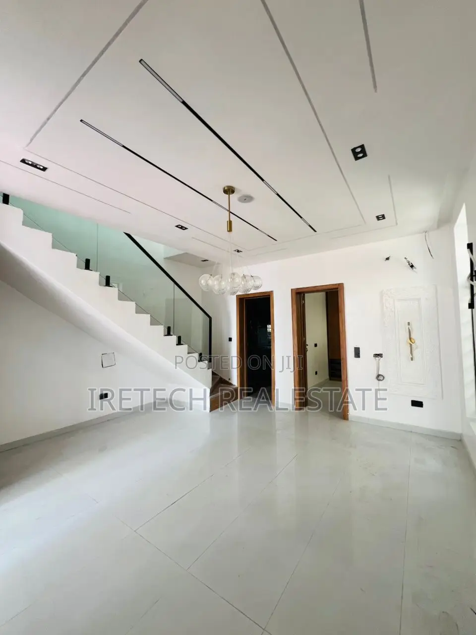 3bdrm Duplex in Ikota Gra for sale