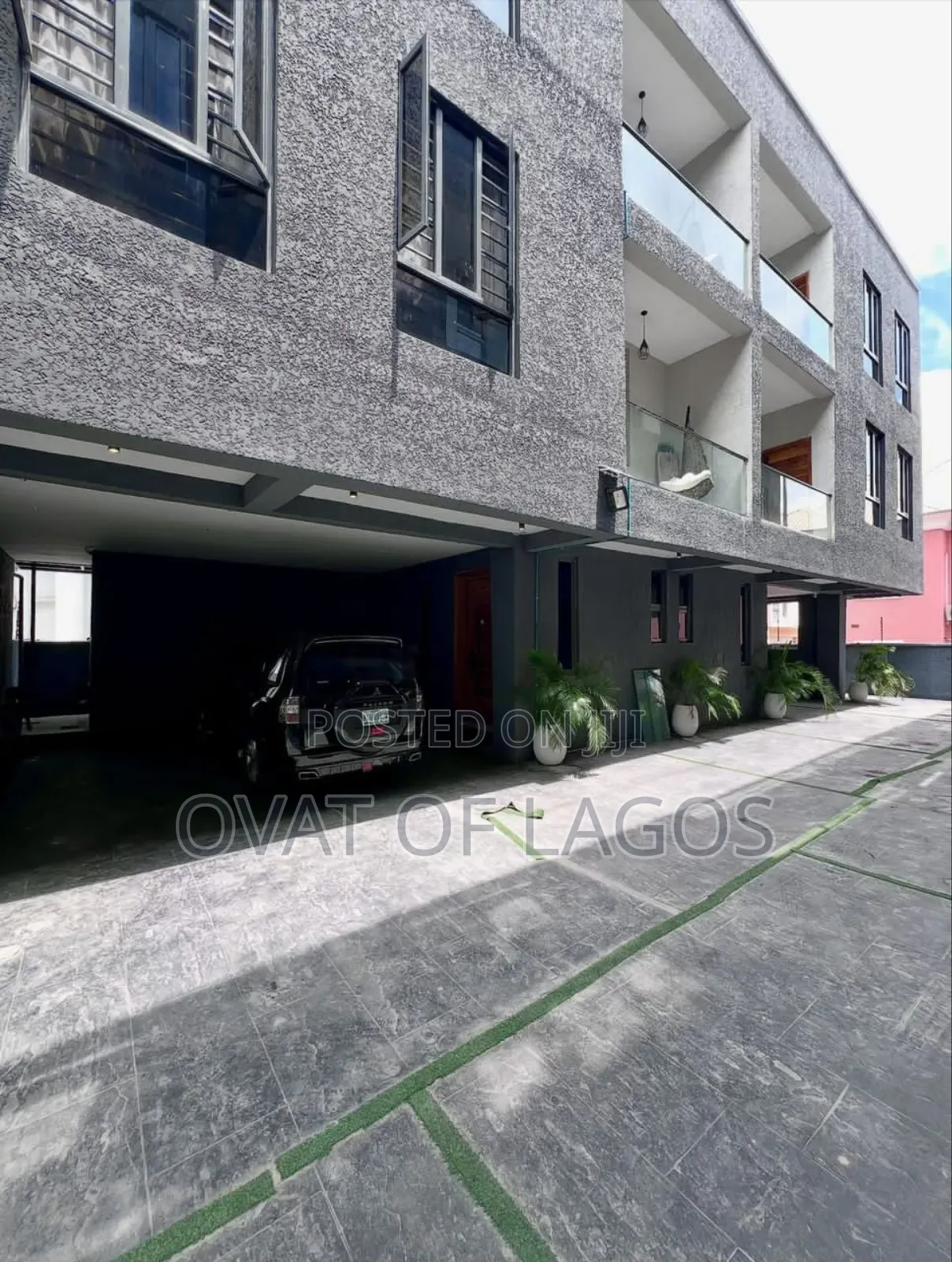 4bdrm Duplex in Lekki Phase 1 for sale