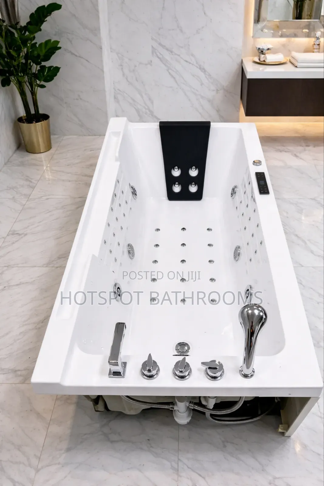 Quality Single Jacuzzi With 15 Lights