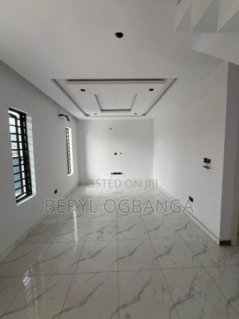 3bdrm Duplex in Abraham Adesanya Estate for sale