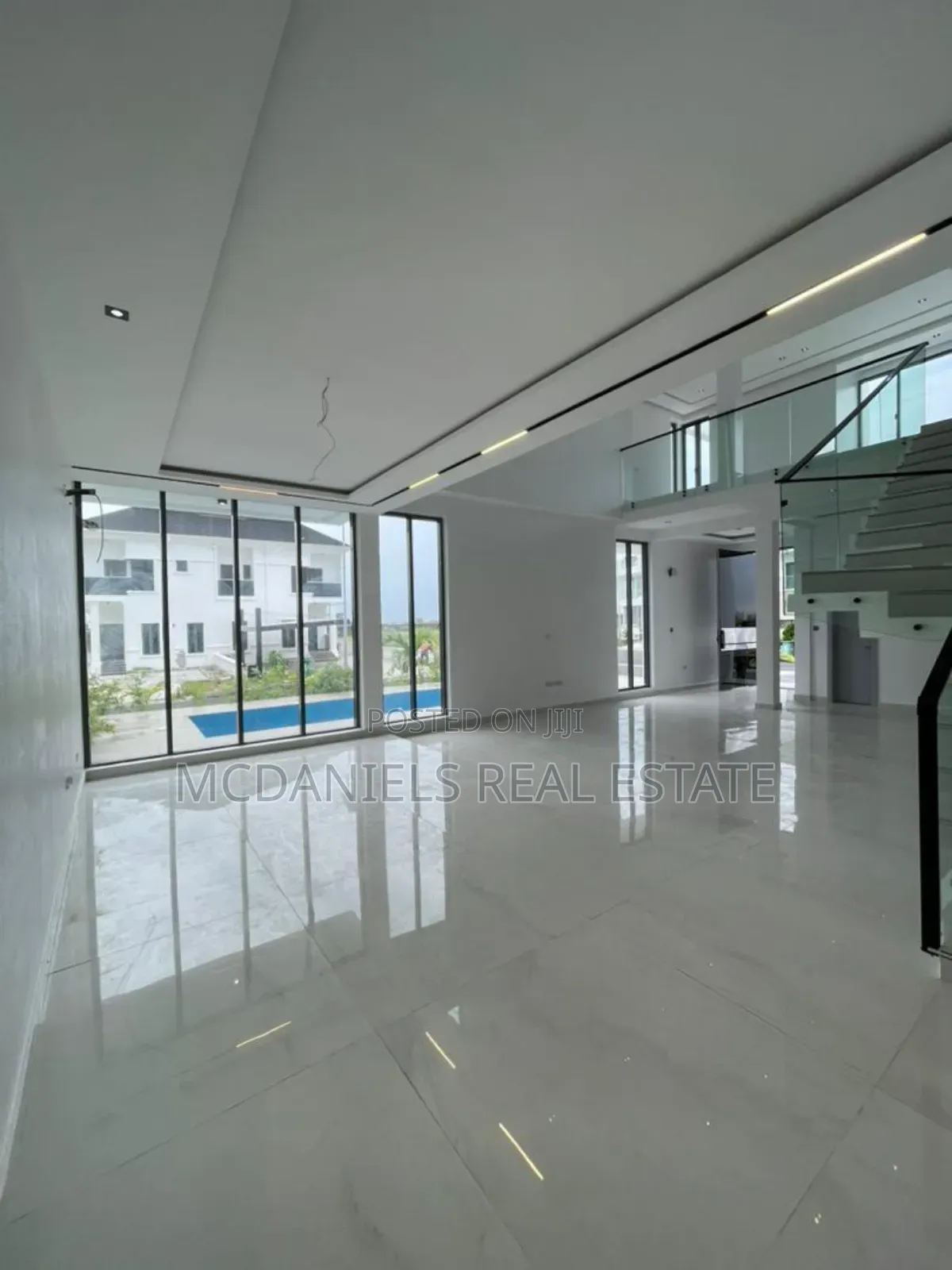 5bdrm Duplex in Lekki, Ikate for sale