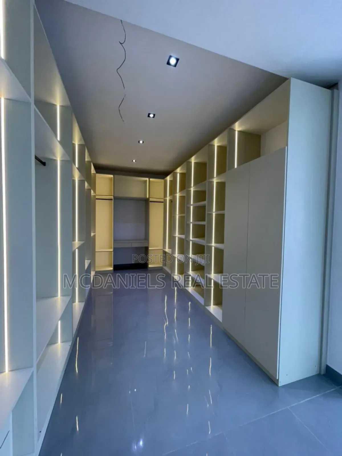 5bdrm Duplex in Lekki, Ikate for sale