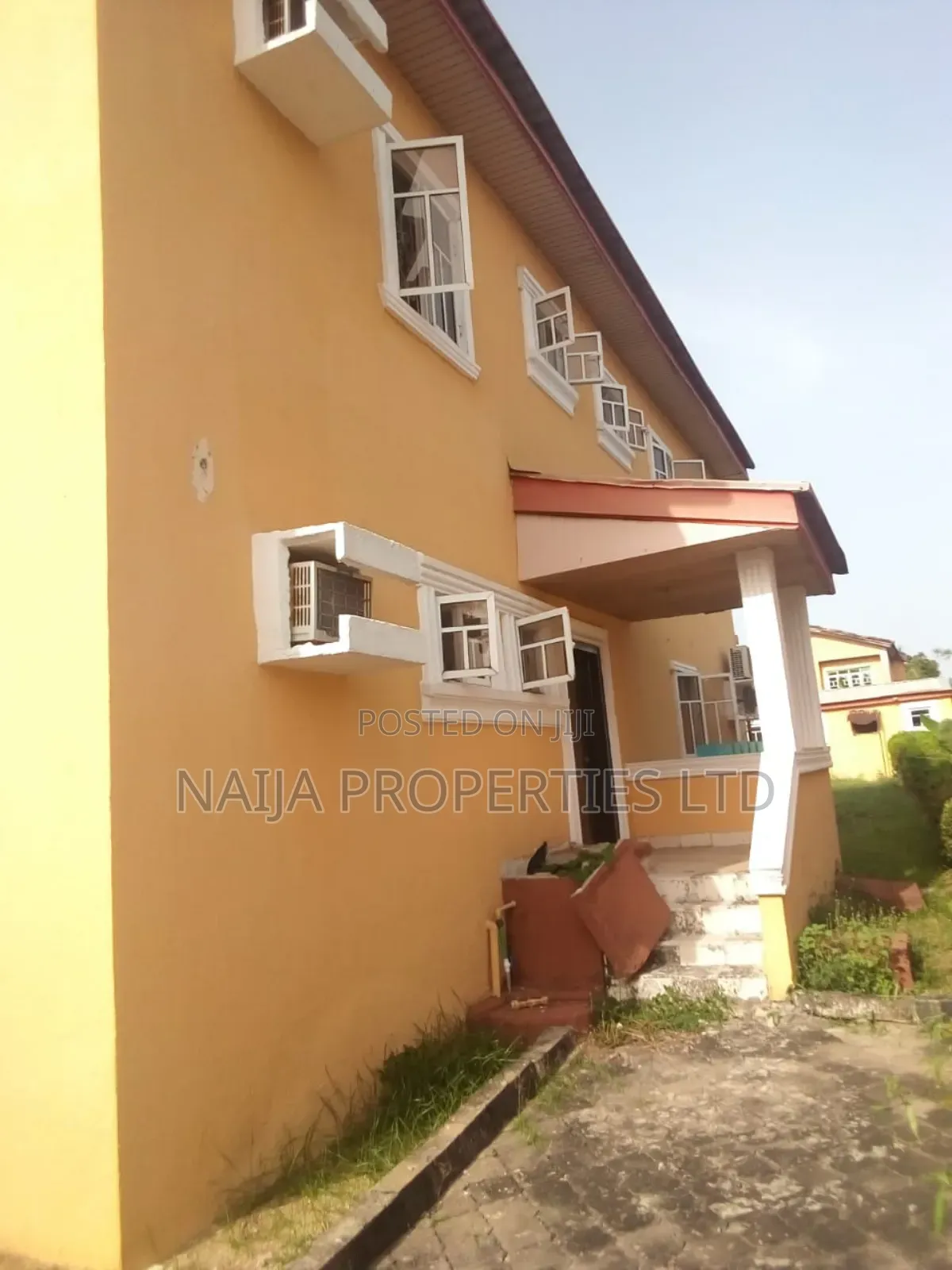4bdrm Duplex in Vgc for rent