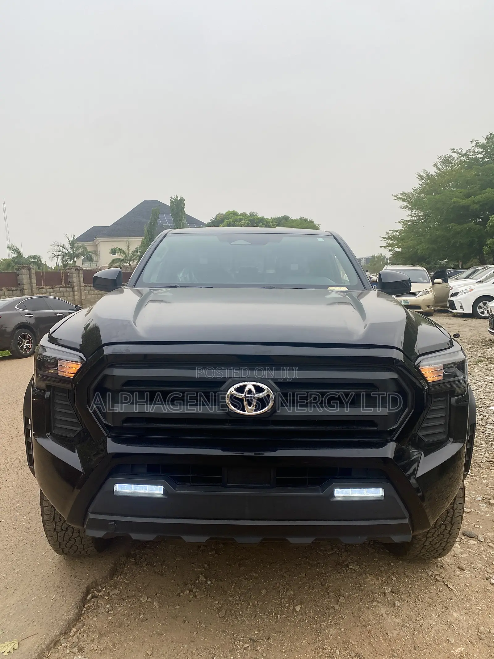 Toyota Tacoma 2024 Black