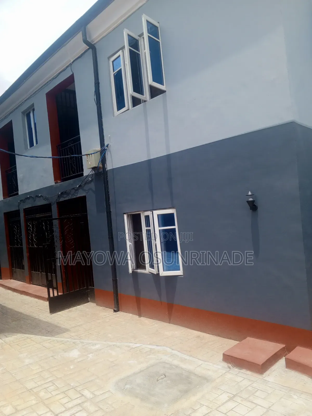 1bdrm Room & Parlour in Ologuneru for rent