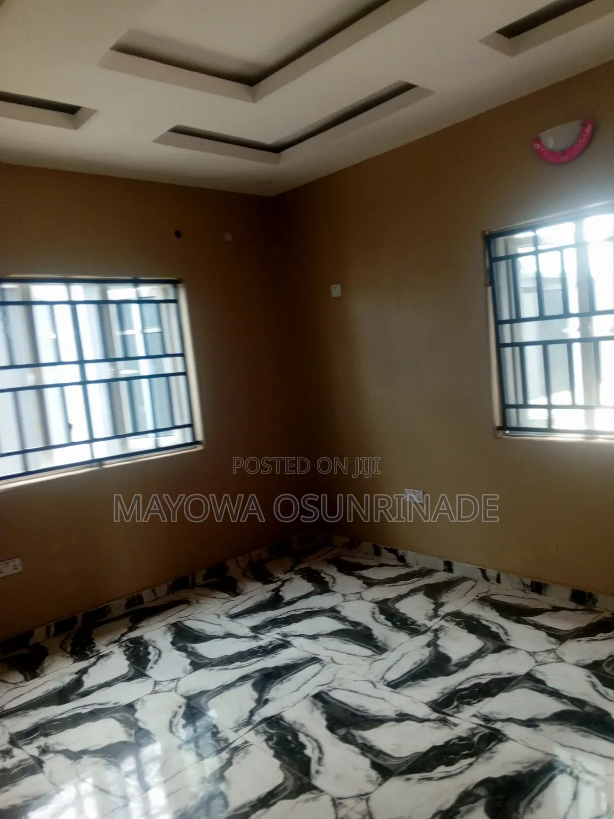 1bdrm Room & Parlour in Ologuneru for rent