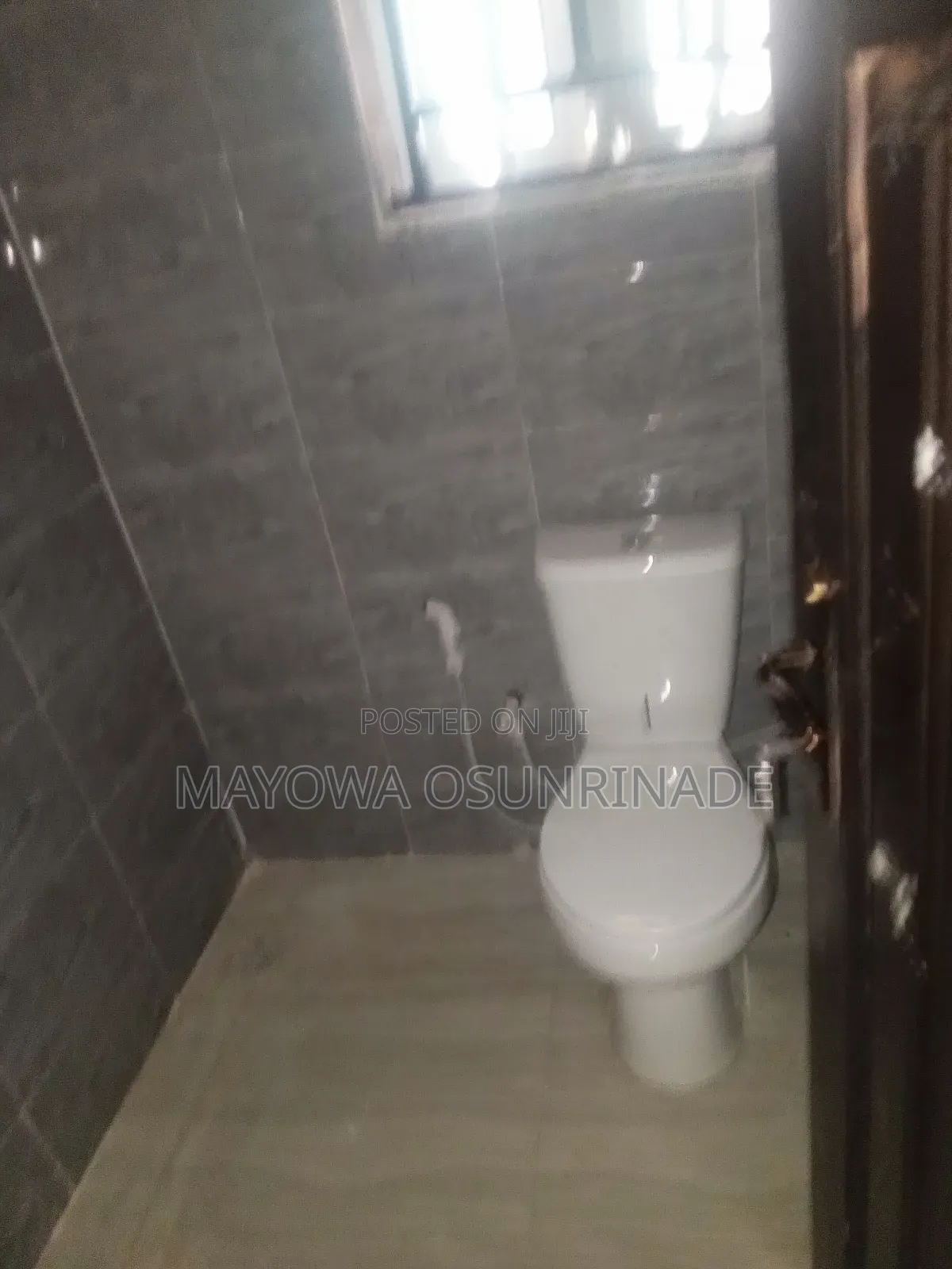 1bdrm Room & Parlour in Ologuneru for rent