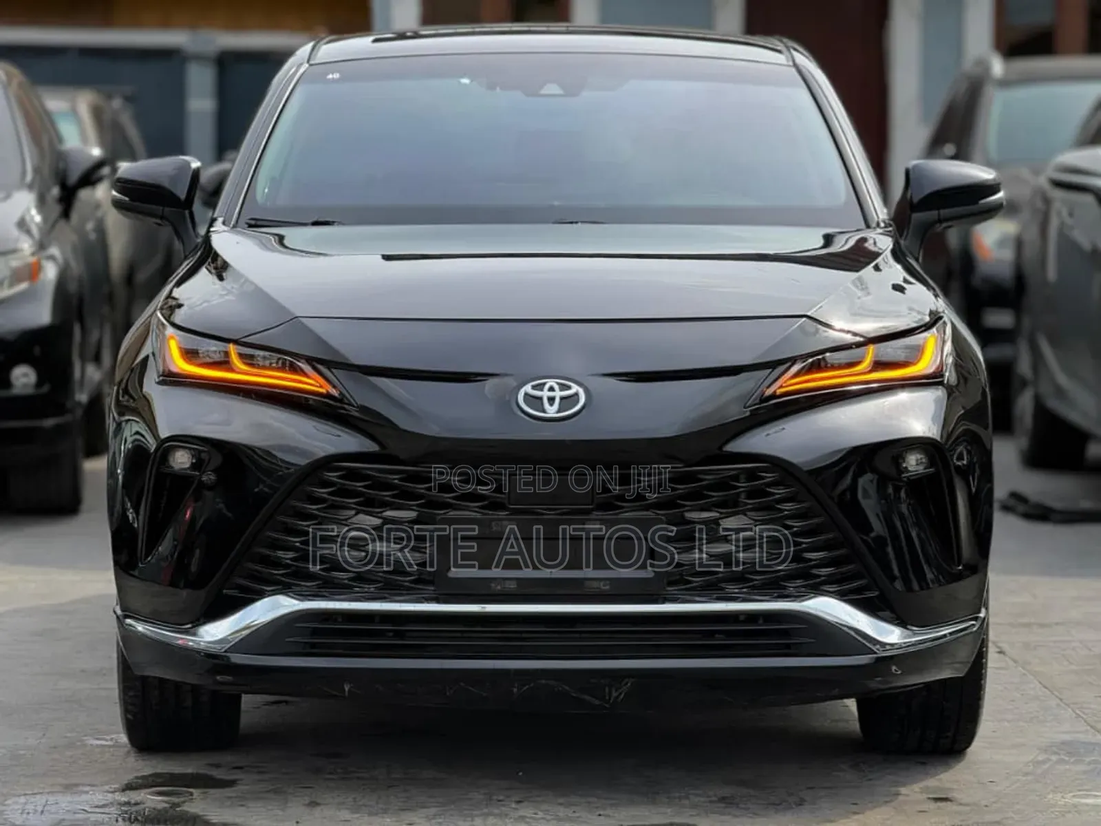Toyota Venza Limited AWD 2024 Black