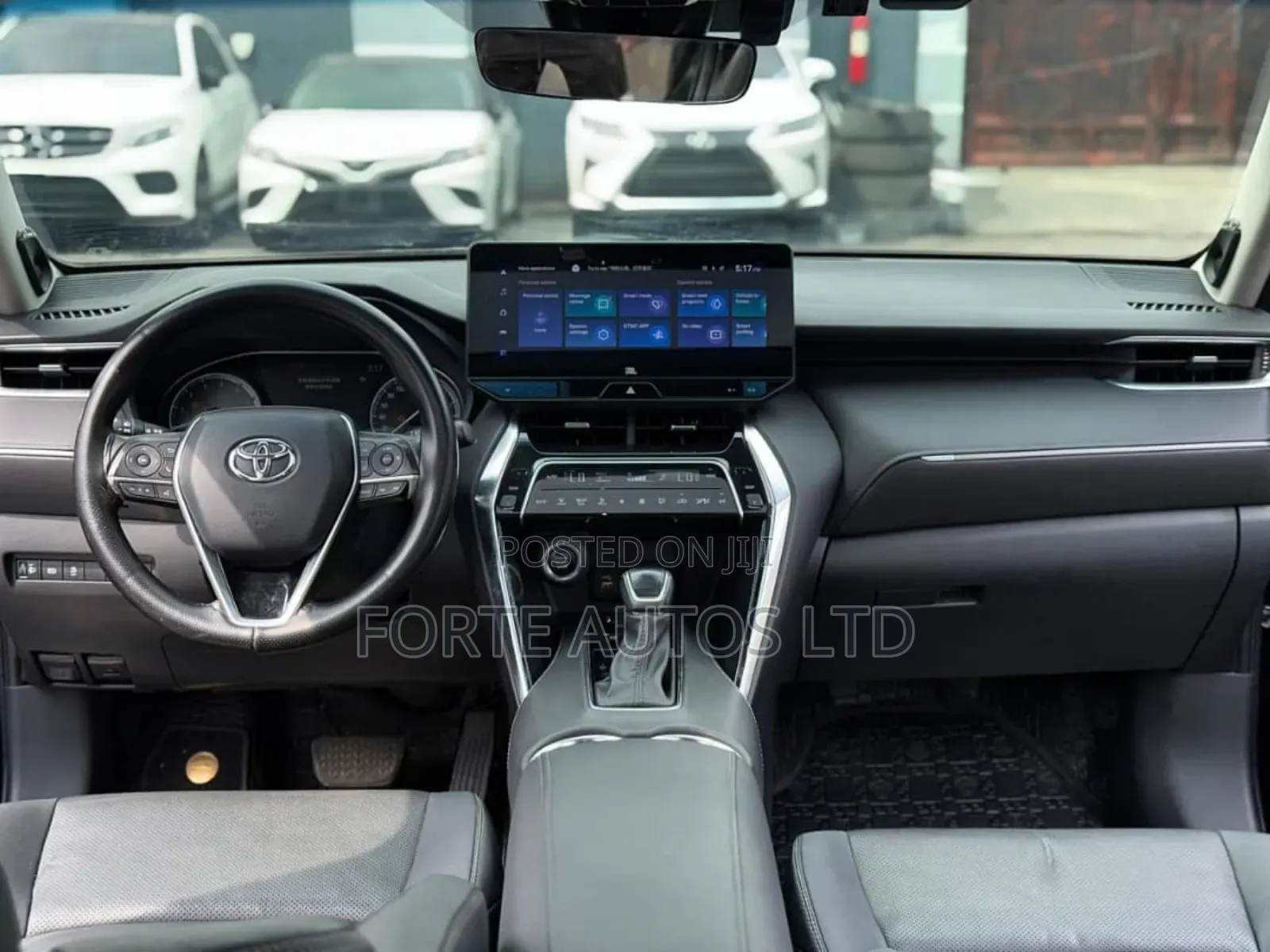 Toyota Venza Limited AWD 2024 Black