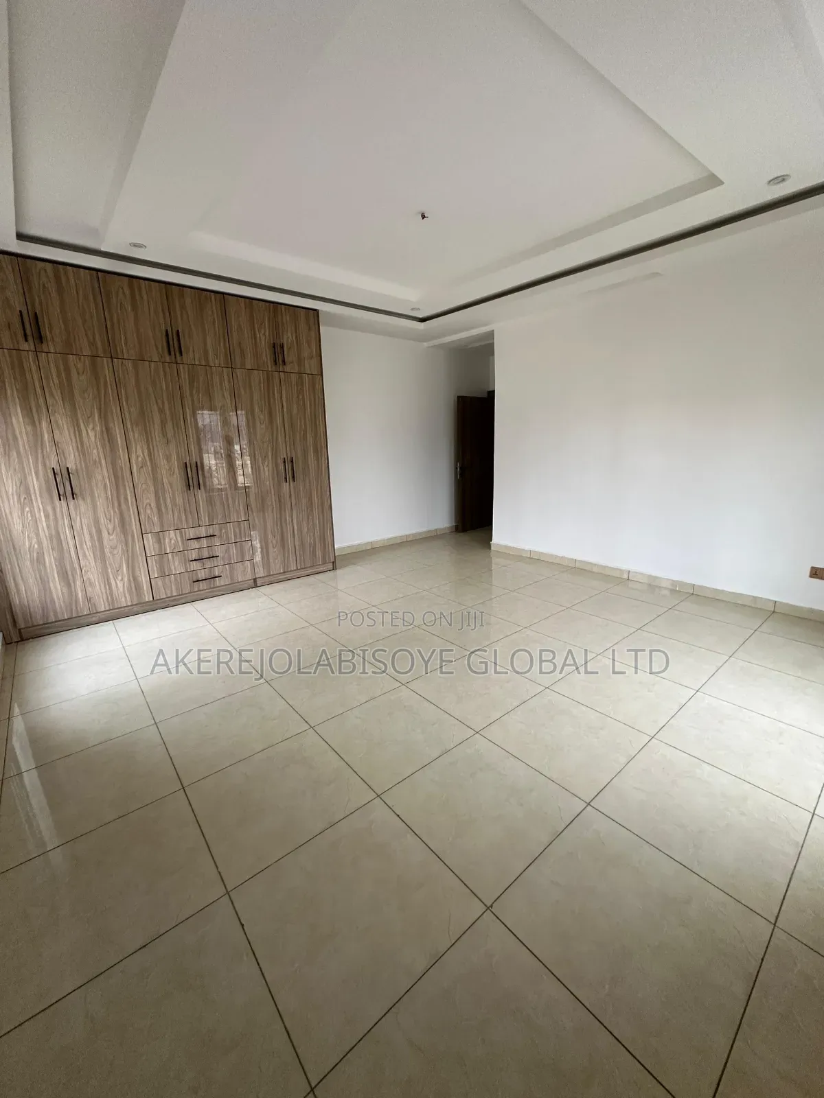 3bdrm Apartment in Jahi Gilmore, Abuja for rent