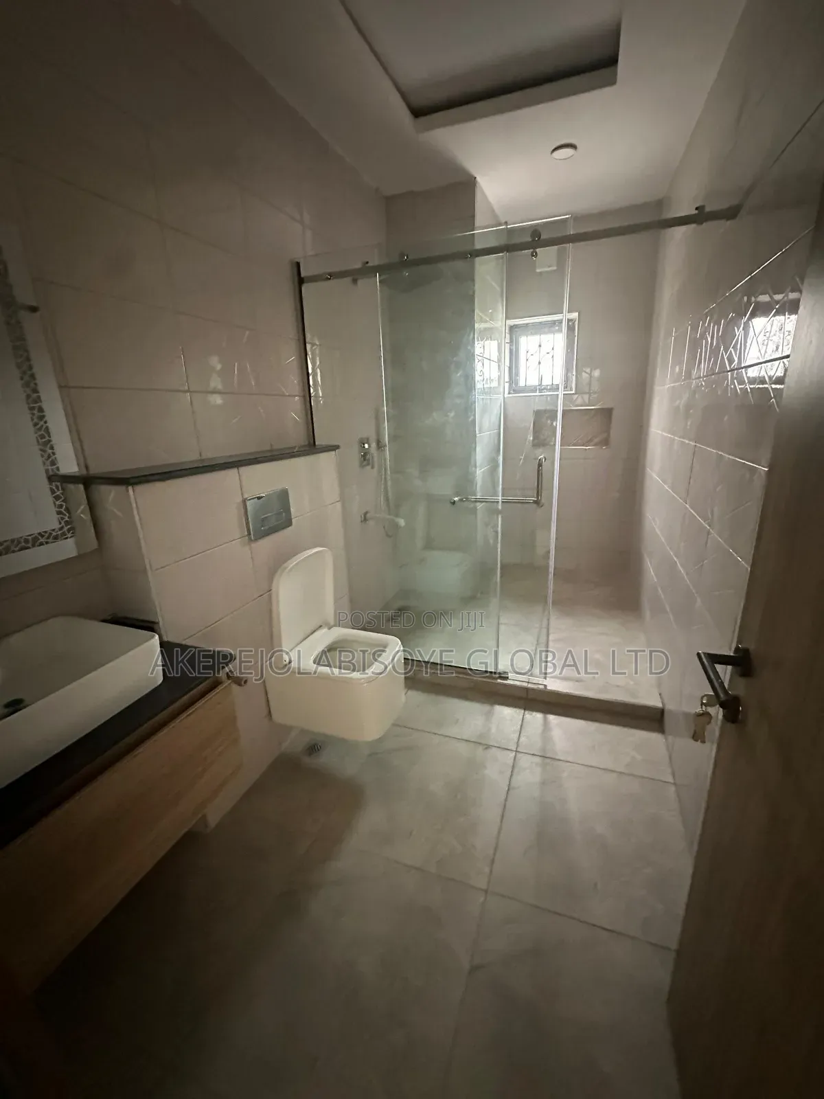 3bdrm Apartment in Jahi Gilmore, Abuja for rent