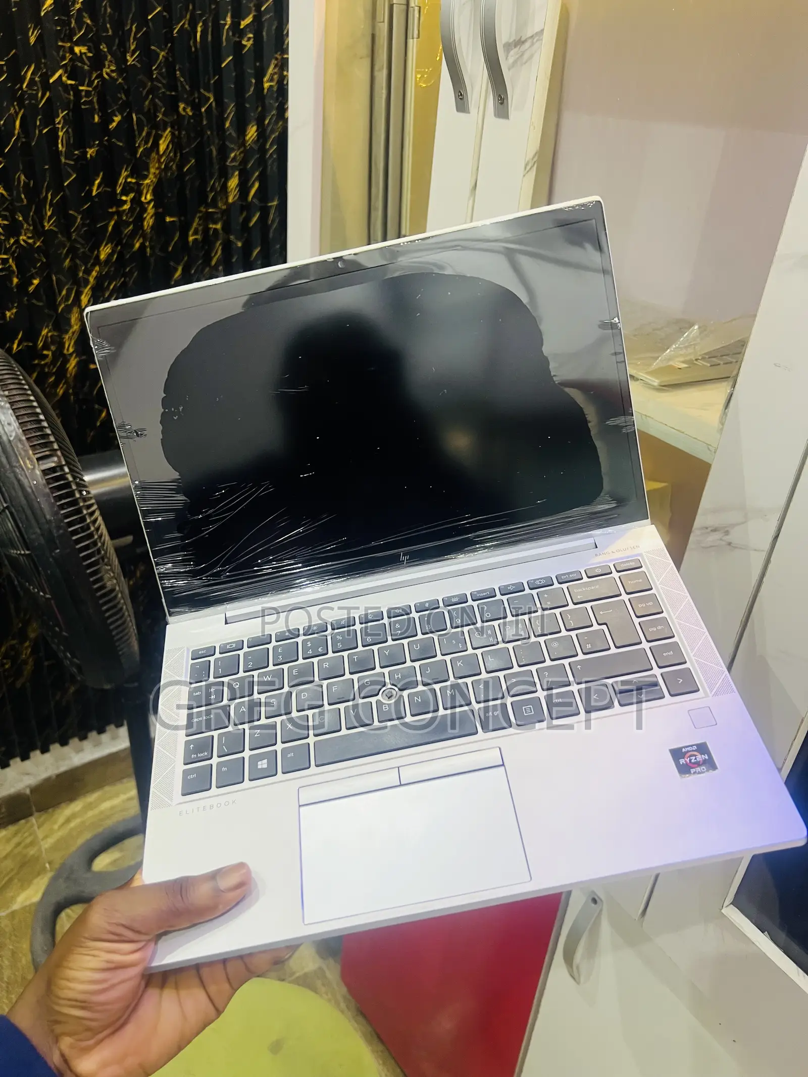 Laptop HP EliteBook 845 G8 16GB AMD Ryzen 5 SSD 256GB