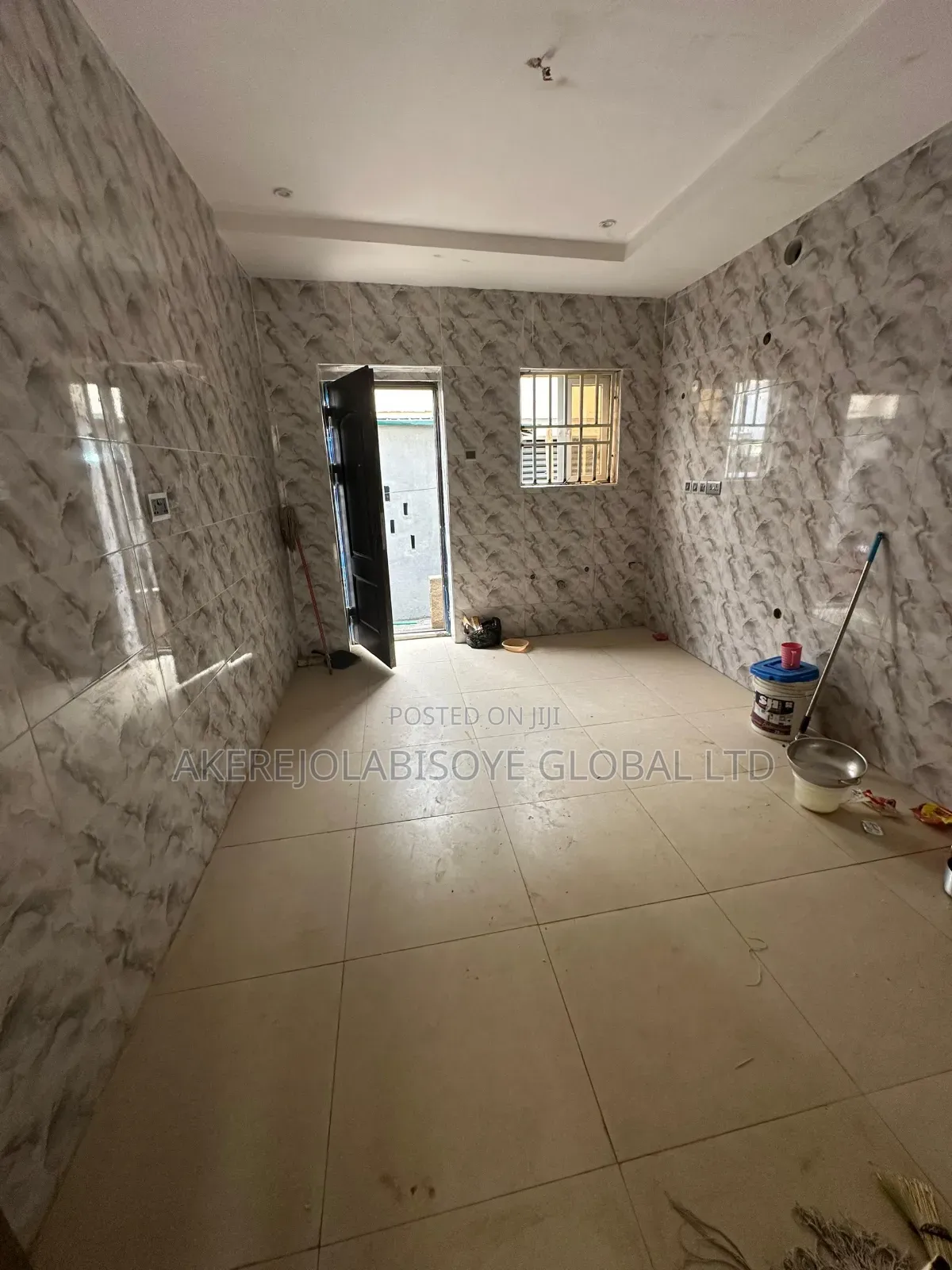 4bdrm Duplex in Lifecamp, Abuja for sale