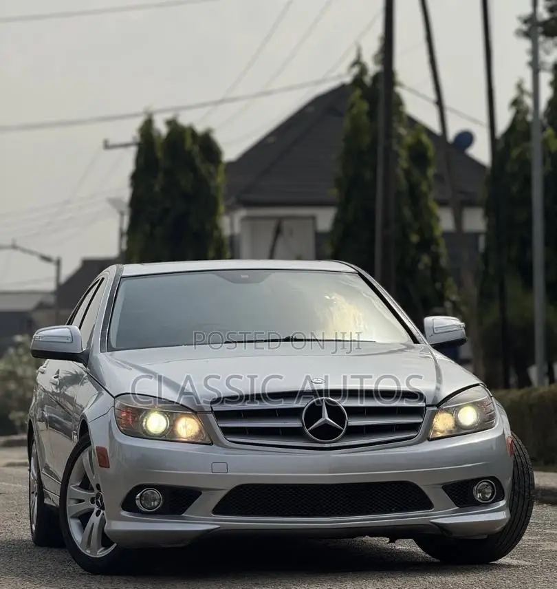 Mercedes-Benz C300 2008 Silver