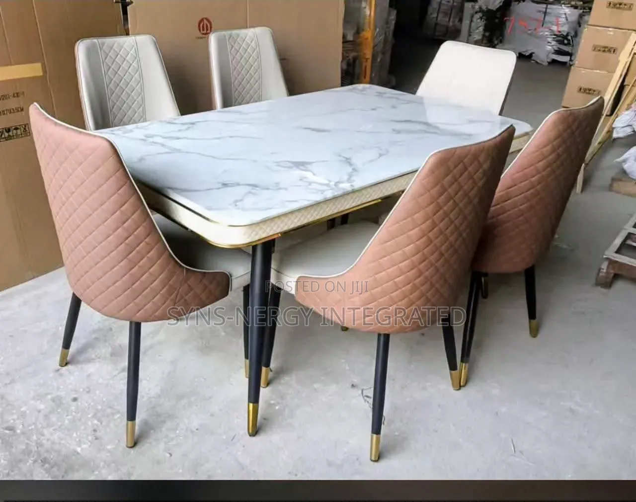 Durable Dinning Table Set