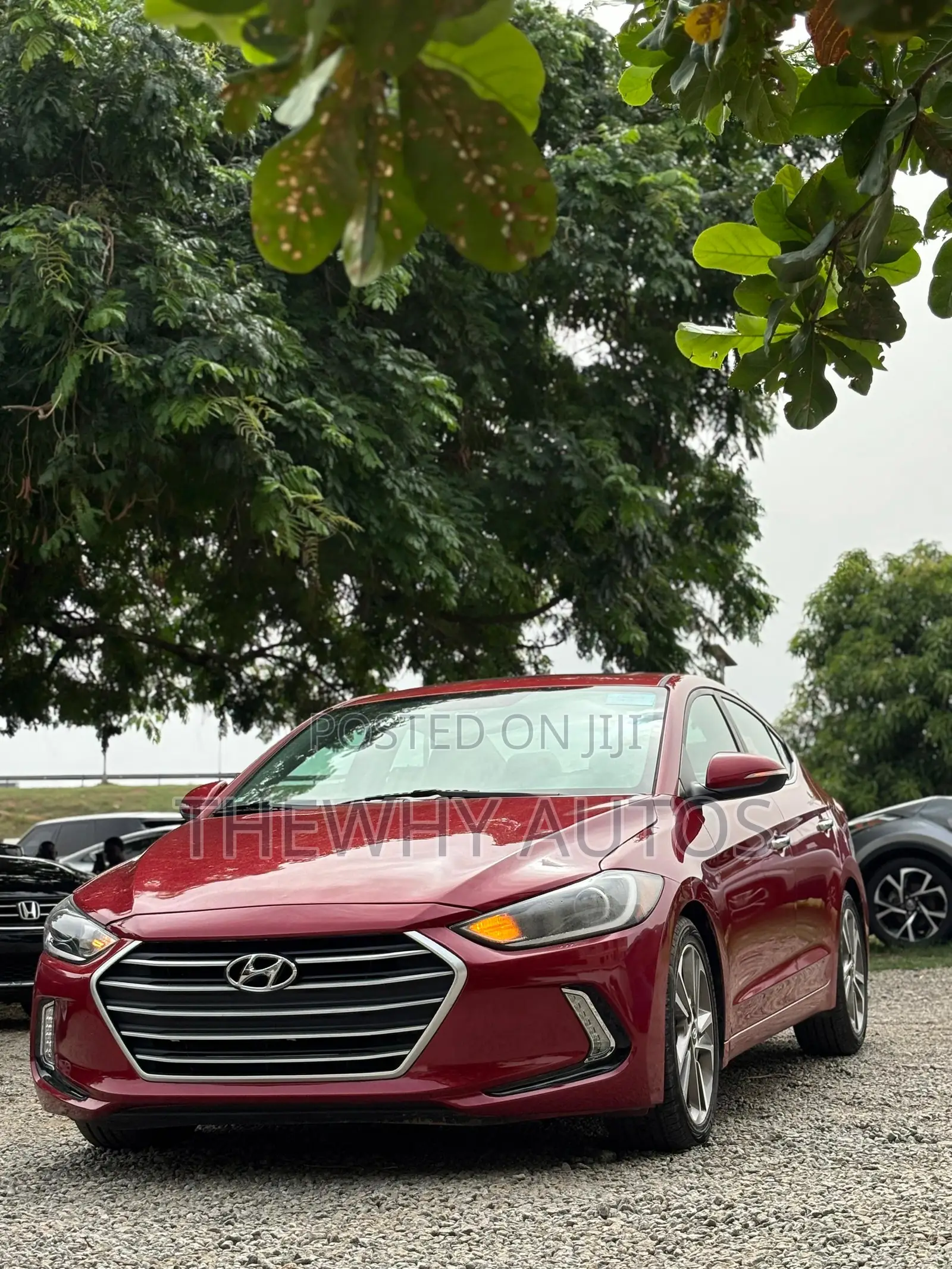 Hyundai Elantra Limited Sedan FWD (2.0L 4cyl 6A) 2017 Burgundy