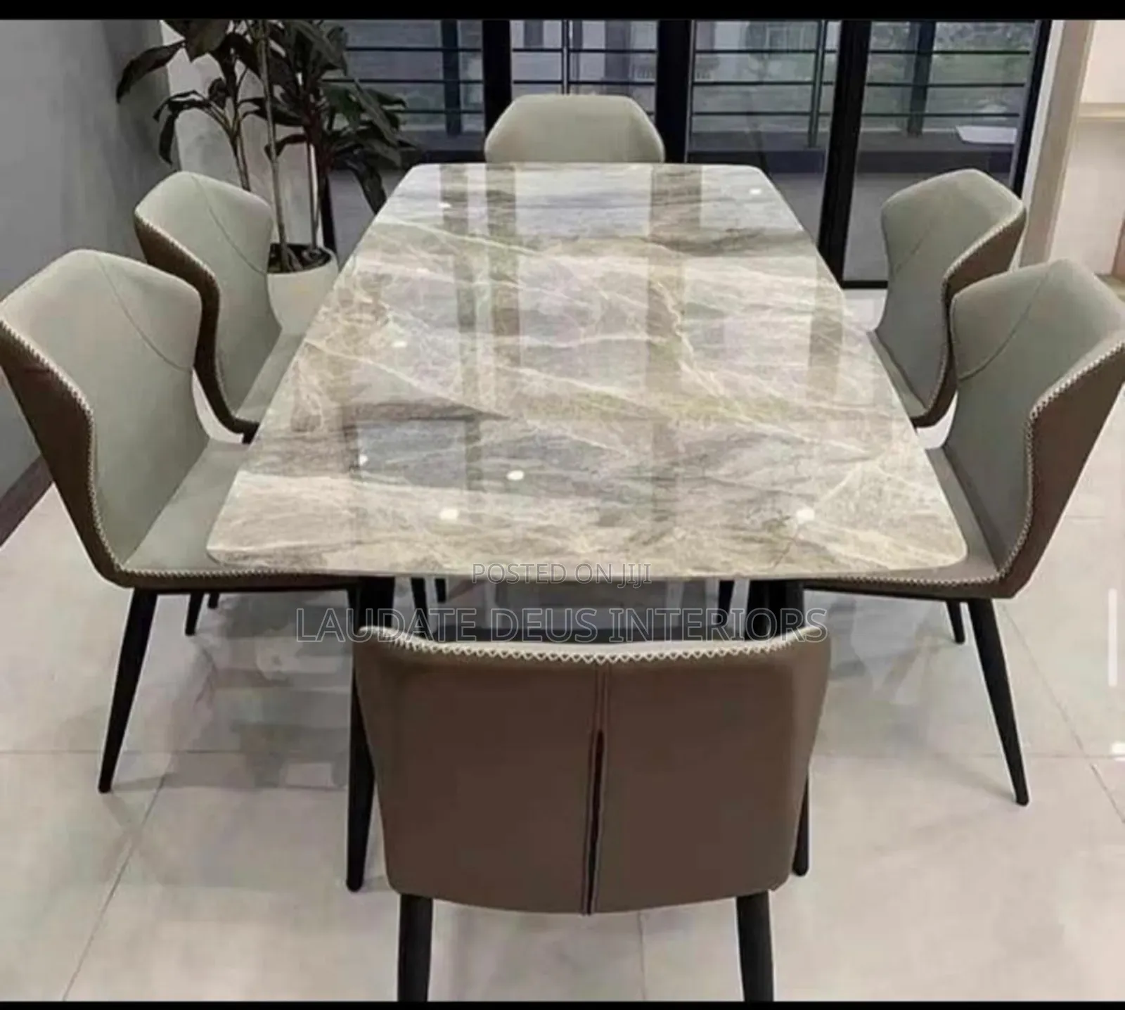 Contemporary 6 Seaters Marble Top Dining Table