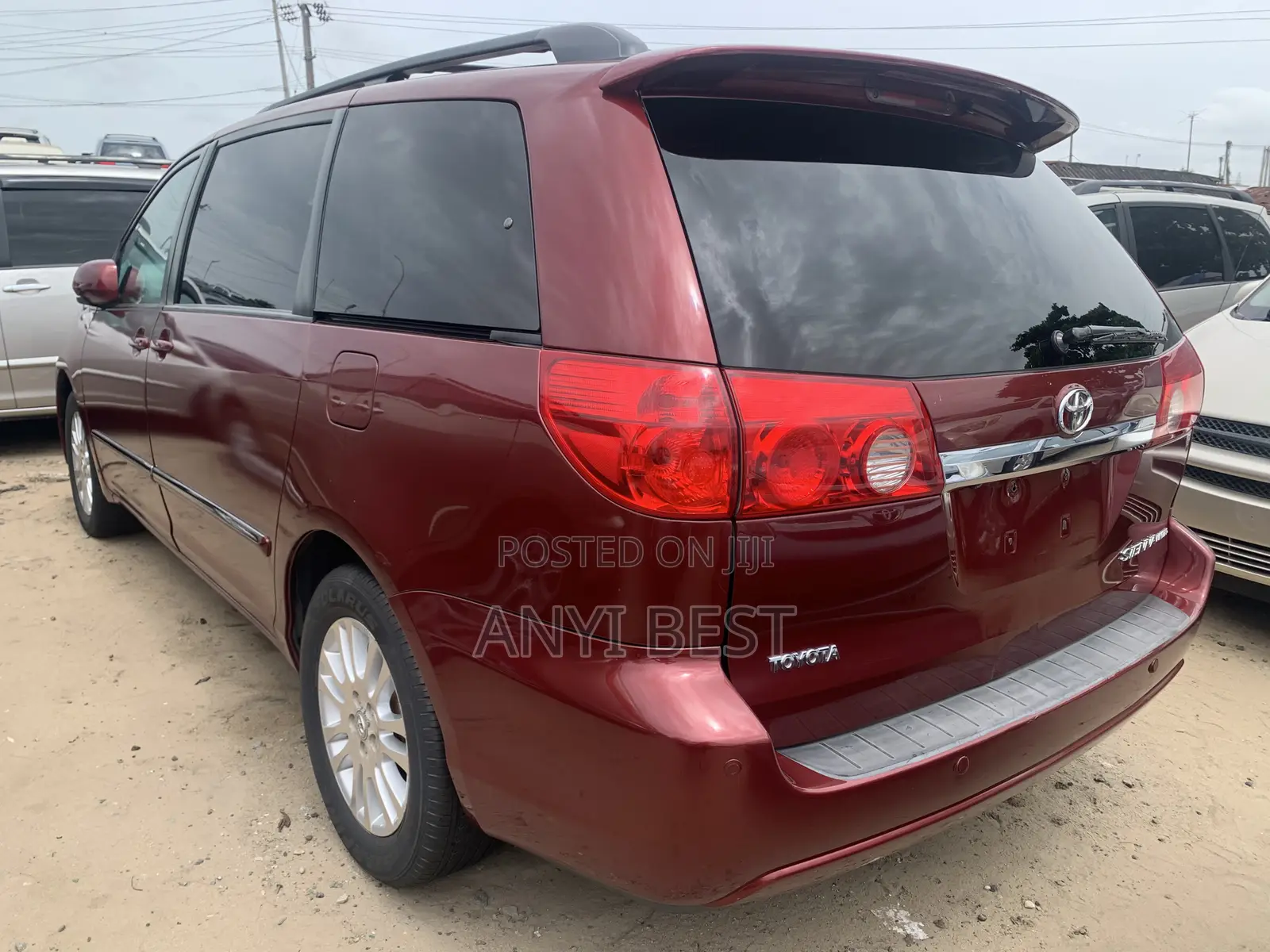 Toyota Sienna 2008 Red