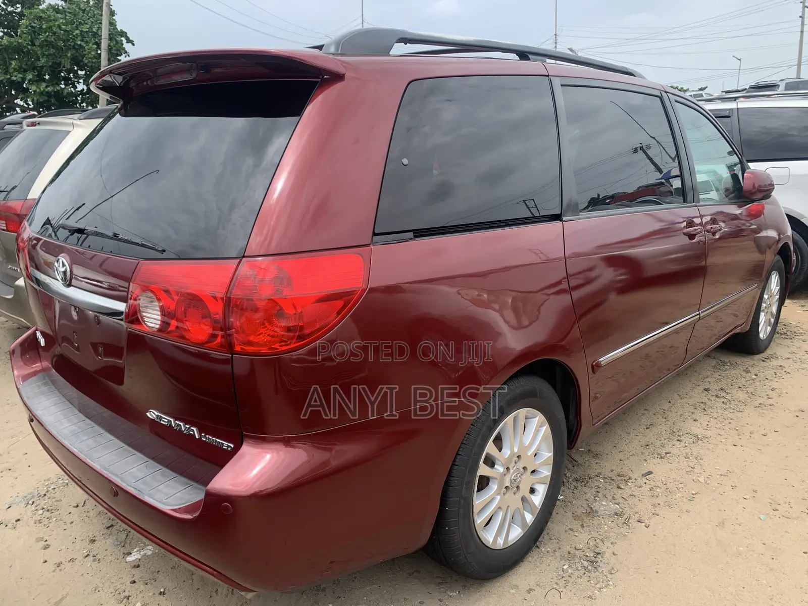 Toyota Sienna 2008 Red
