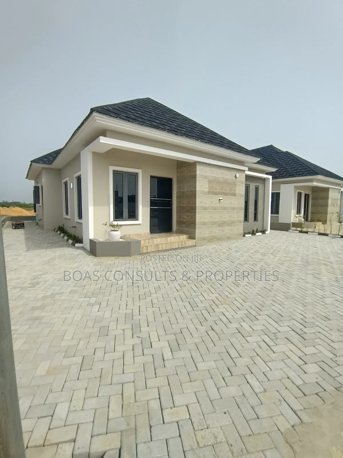 Furnished 3bdrm Bungalow in Eleko for sale