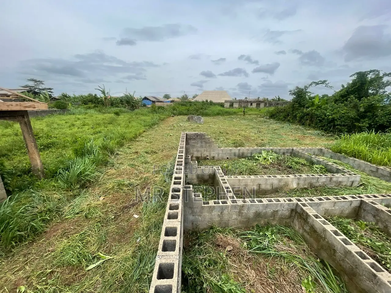 Full Plot of Land With 3 Bedrooms Foundation for Sale in Adamo Ikorodu