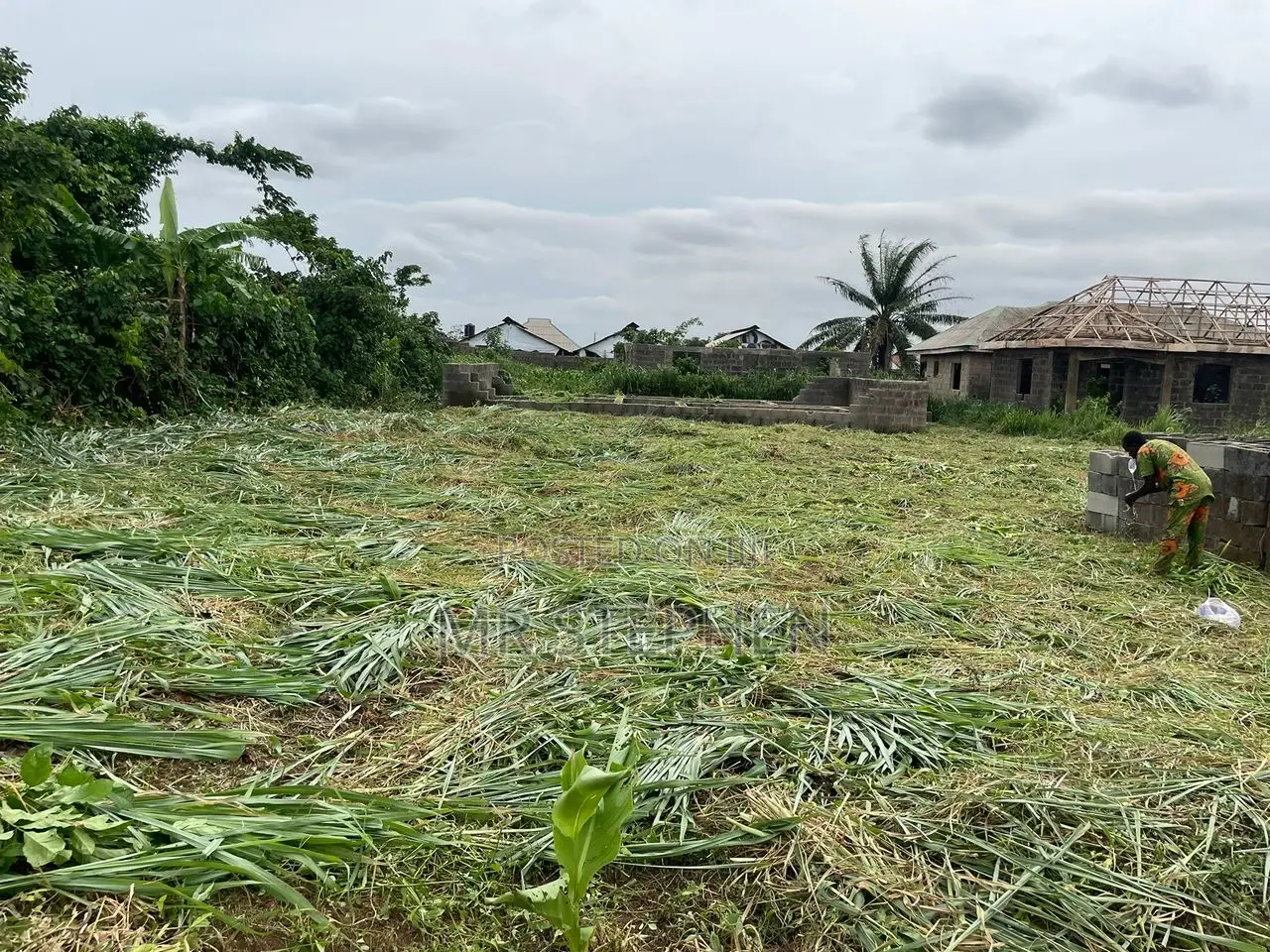 Full Plot of Land With 3 Bedrooms Foundation for Sale in Adamo Ikorodu
