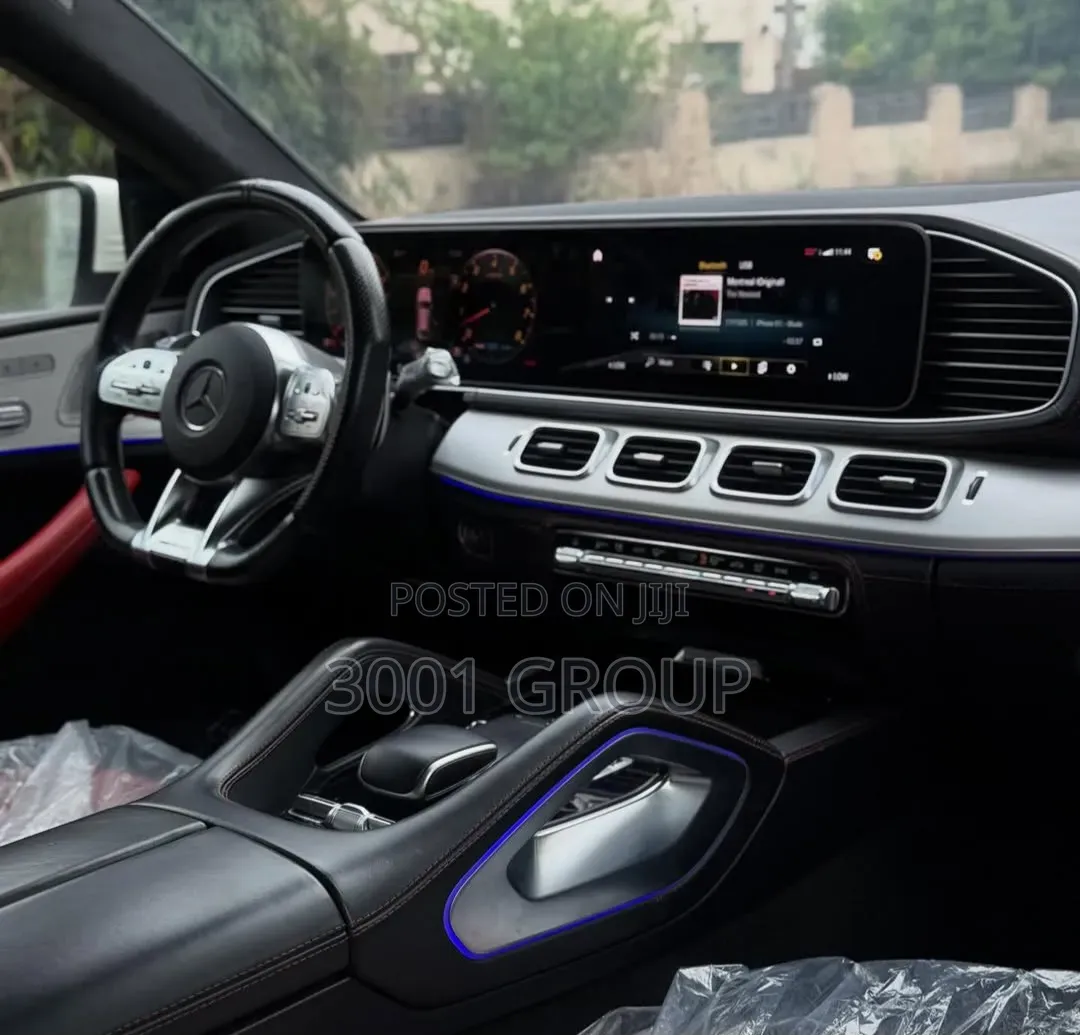 Mercedes-Benz GLE-Class 2022 White