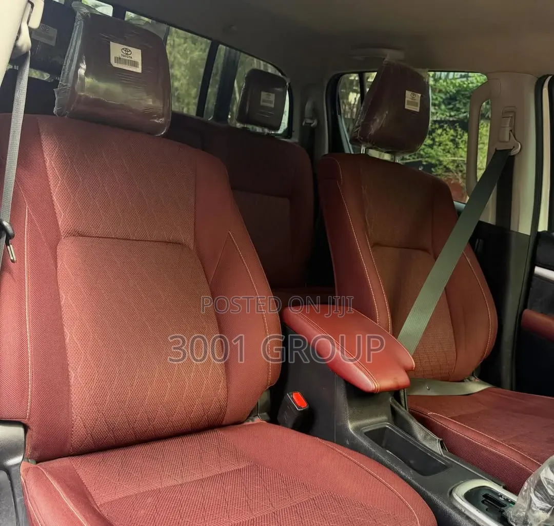 Toyota Hilux Revo Smart Cab Deisel 2.8 AWD 2021 White